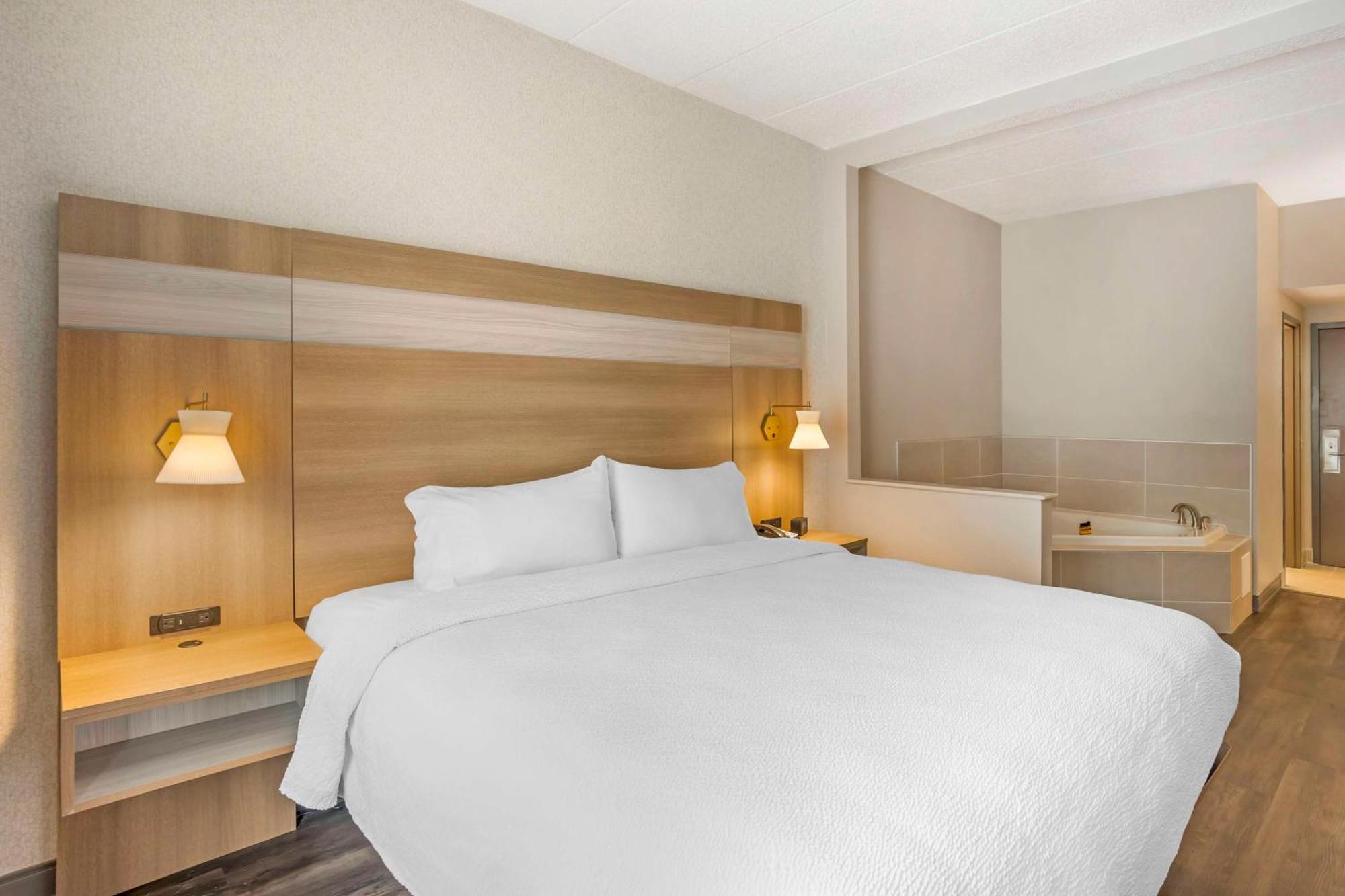 Best Western Plus Heritage Rail Inn & Suites York Luaran gambar